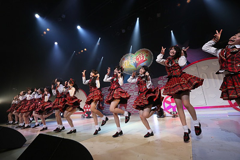 AKB48「AKB48チーム8 鳥取で新曲初披露＆結成1周年記念コンサート開催発表「客席が埋まるのか不安ですが、1年間の集大成を見てほしい」」1枚目/7