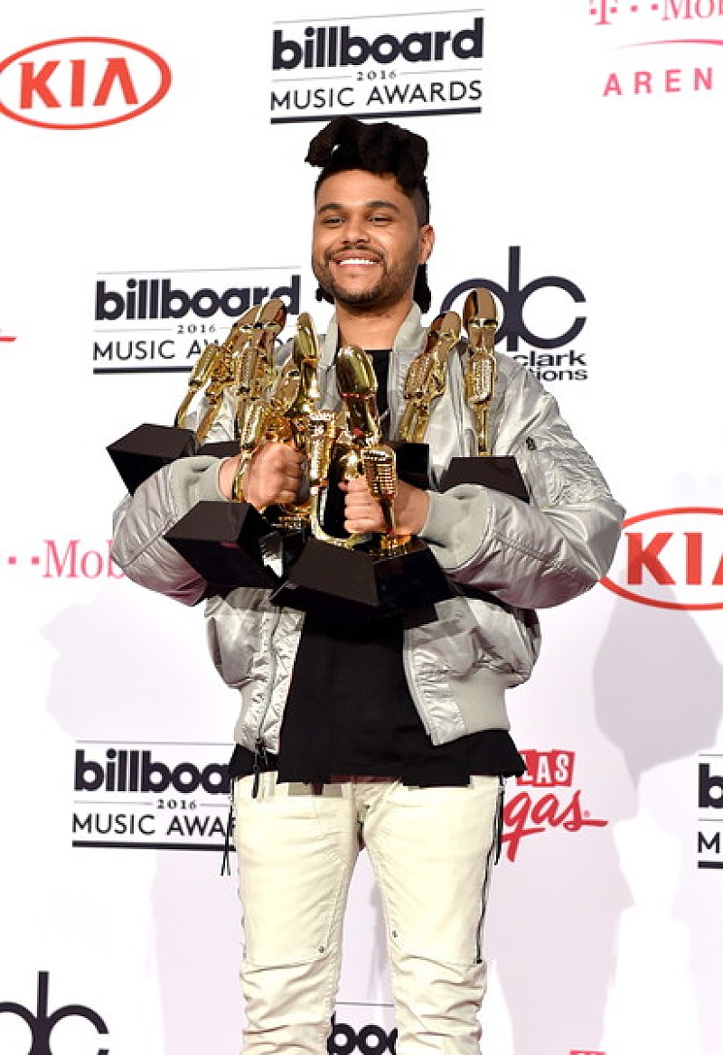 ザ・ウィークエンド「【2016 Billboard Music Awards】 ザ・ウィークエンドが最多の8冠　 #BBMAs」1枚目/1