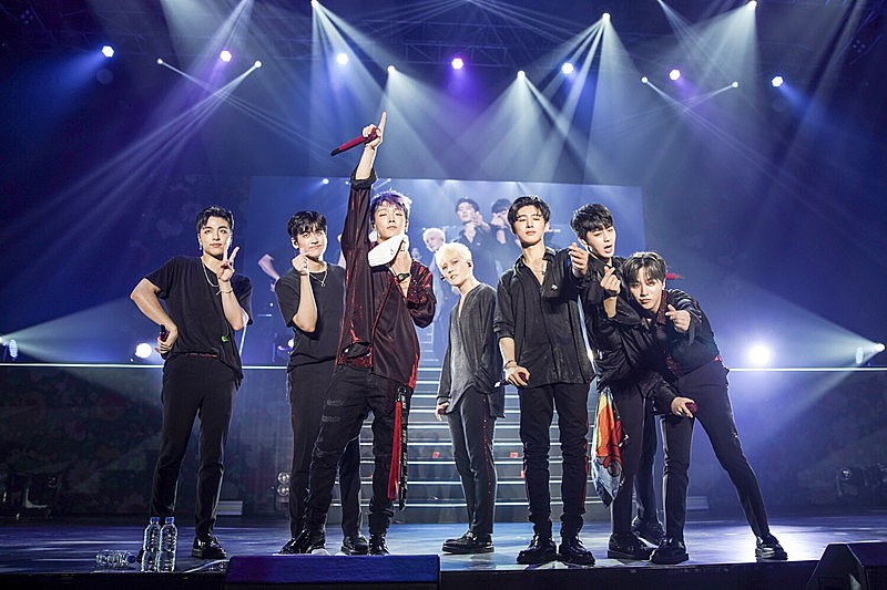 iKONのジャパン・ツアー開幕、3日間で計3万2,000人を魅了