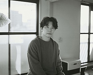 星野源「星野源、PC画面上で展開する「Glitch」MV公開」