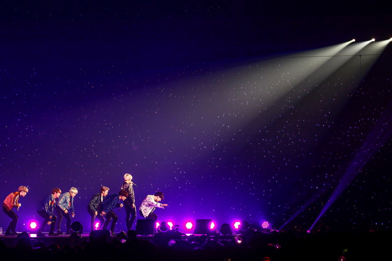 BTS WORLD TOUR 'LOVE YOURSELF'～JAPAN EDITION～ at 福岡ヤフオク!ドーム