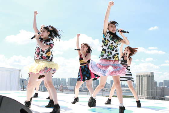 Ｃｈｅｅｋｙ　Ｐａｒａｄｅ「」4枚目/25