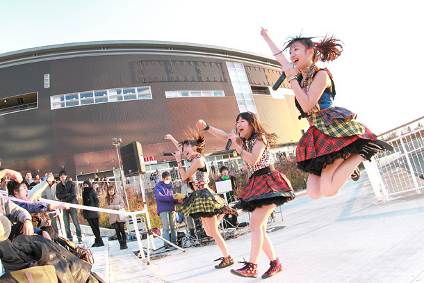 Ｃｈｅｅｋｙ　Ｐａｒａｄｅ「」10枚目/17