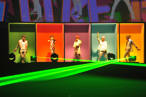 Ｂ１Ａ４「」2枚目/7