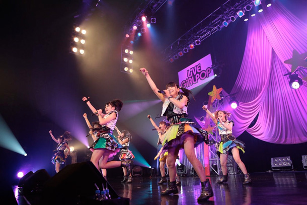 Ｃｈｅｅｋｙ　Ｐａｒａｄｅ「」2枚目/4