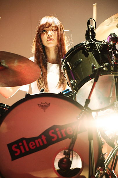 Ｓｉｌｅｎｔ　Ｓｉｒｅｎ「」5枚目/16