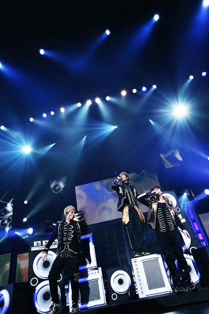 w-inds.「w-inds. 開催直前に早くも武道館公演のライブDVD＆BD化を発表」1枚目/1