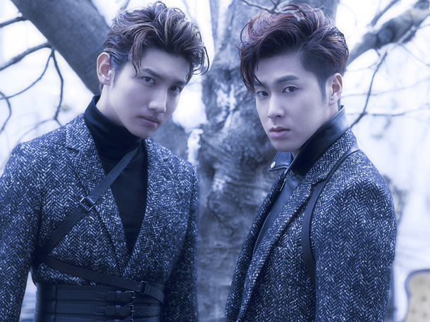 東方神起「東方神起 ニューアルバム『TREE』が実売10万枚超えで週間1位を獲得」1枚目/1