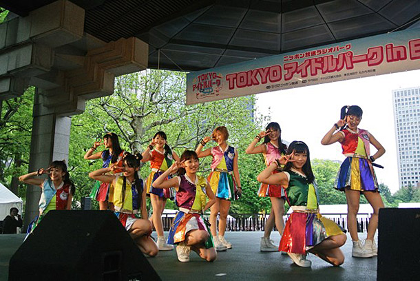 Ｃｈｅｅｋｙ　Ｐａｒａｄｅ「Cheeky Parade 初のアイドルパークで大トリ、「スパガさんよりチキパですか？」」1枚目/14