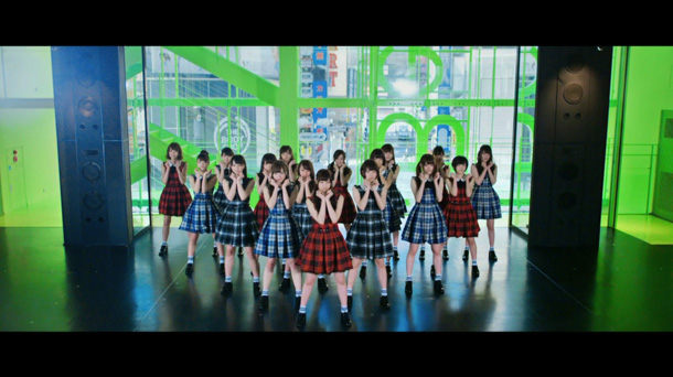 乃木坂４６「乃木坂46 SKE48兼任の松井玲奈も初参加した新作MV公開」1枚目/3