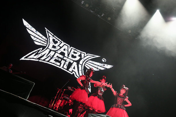 BABYMETAL「BABYMETAL サマソニで凱旋、秋には再び海外公演＆聖誕祭ライブ映像化」1枚目/6