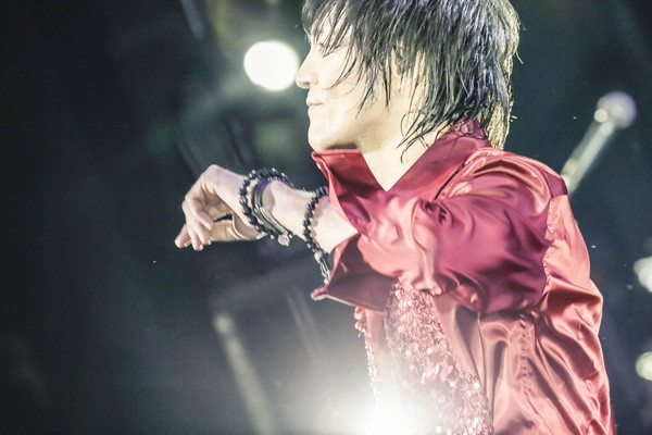 氷室京介「氷室京介が2016年春ファイナルライブを開催　演奏曲はファンリクエストで決定」1枚目/1