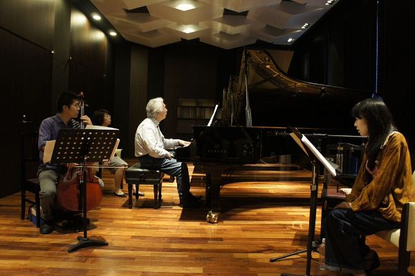 舘野泉、吉松隆インタビュー、吉松「舘野さんのピアノは、一定の距離感があるからこそ涙が出る」 | Daily News | Billboard JAPAN