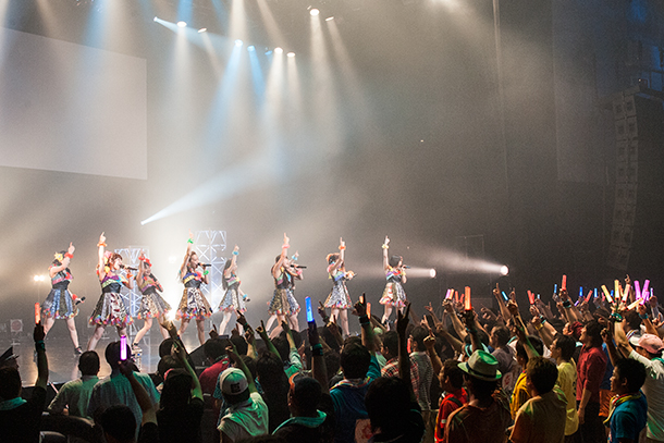 Ｃｈｅｅｋｙ　Ｐａｒａｄｅ「40分ノンストップ計8曲で肉体改造の成果も…、チキパの逆襲はじまる：Girls Street EXPO 2015レポその3」1枚目/25