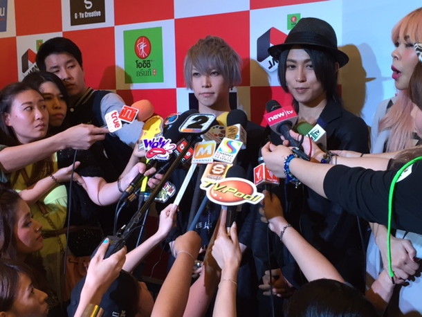 ＳｕＧ「SuG【JAPAN EXPO THAILAND 2015】記者会見登場で大盛況」1枚目/1