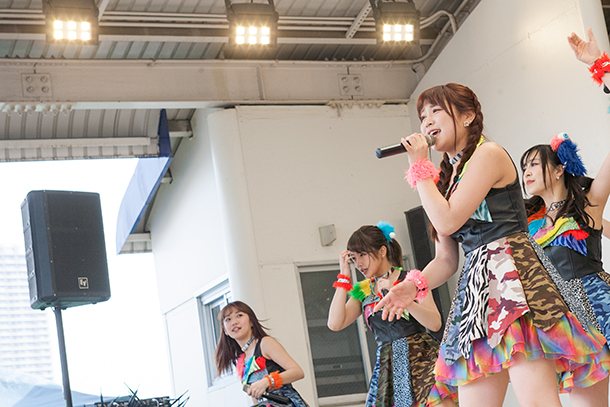 Ｃｈｅｅｋｙ　Ｐａｒａｄｅ「」3枚目/10