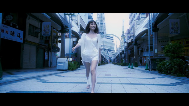 前田敦子「前田敦子 1stアルバムタイトル曲「Selfish」MV公開！ キャバレー/ラブホ/浴室で理性開放」1枚目/20