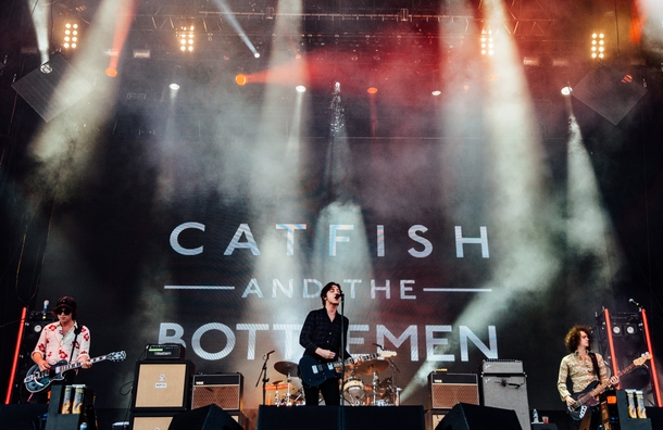 カイゴ「Catfish and the Bottlemen」4枚目/33