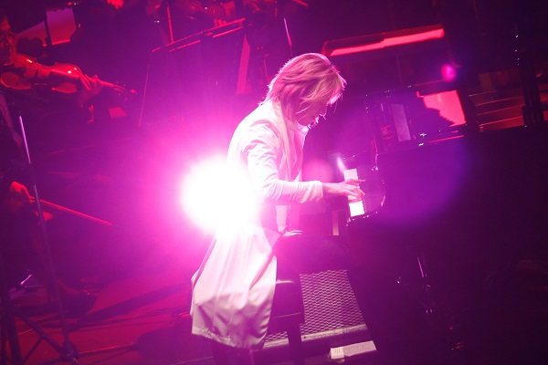 YOSHIKI「」2枚目/5