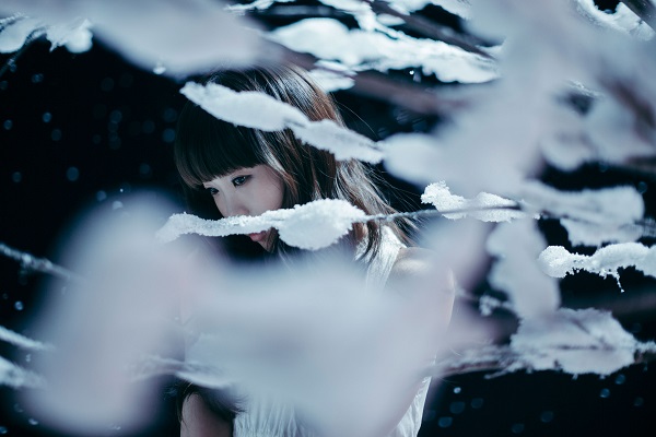 Aimer「Aimer、新曲MVに倉科カナが出演＆5月に初のベストアルバム発売」1枚目/5