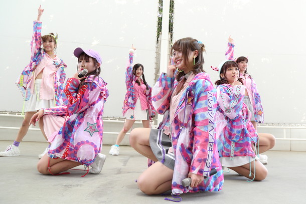 Ｃｈｅｅｋｙ　Ｐａｒａｄｅ「」14枚目/20