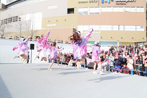 Ｃｈｅｅｋｙ　Ｐａｒａｄｅ「」12枚目/30