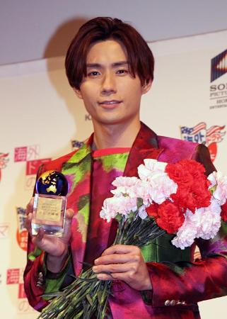 「“歌謡界の新星”川上大輔、海外ドラマをＰＲ　大役に笑顔「とりあえず親に自慢します」」1枚目/1