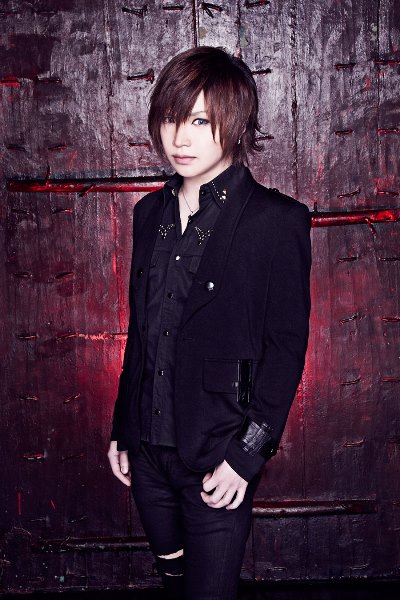 鬼龍院翔「ゴールデンボンバーの鬼龍院翔、新曲無料配布の経緯や現代の“ヒット”を語る」1枚目/1