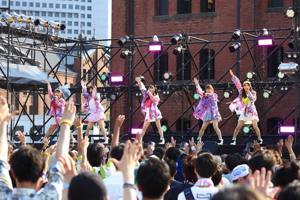 Ｃｈｅｅｋｙ　Ｐａｒａｄｅ「」3枚目/11