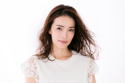 知念里奈「知念里奈、デビュー20周年記念コンサート開催決定 ゲストに中川晃教など出演」1枚目/2