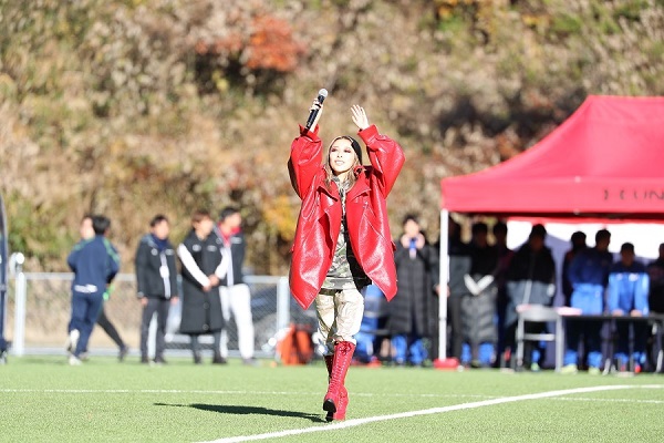 加藤ミリヤ「加藤ミリヤ、“いわきFC”オフィシャル応援ソング「WALK TO THE DREAM」を初披露」1枚目/3