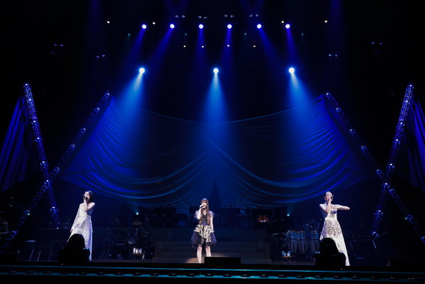 Ｋａｌａｆｉｎａ「Kalafina 10年分の軌跡とここから続く未来を示した武道館公演」1枚目/4