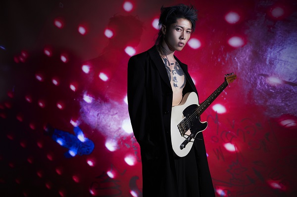 MIYAVI「MIYAVI、NHK『視点・論点』出演　“音楽の力で難民支援”を語る」1枚目/1