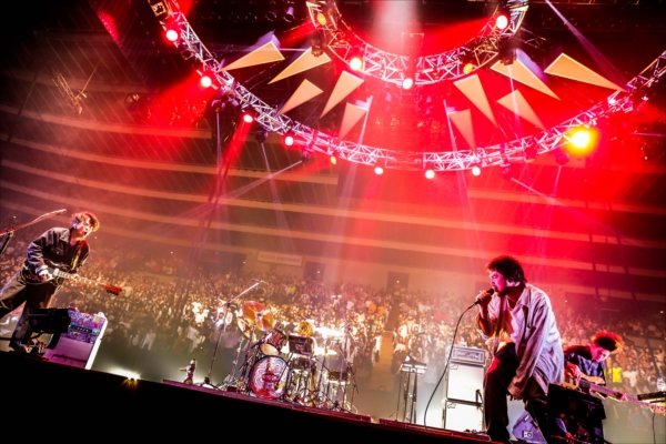 ALEXANDROS］、秦 基博、UVERworld、オーラル、アジカンが大阪城ホールに登場 FM802【REQUESTAGE 2019レポート】 |  Daily News | Billboard JAPAN