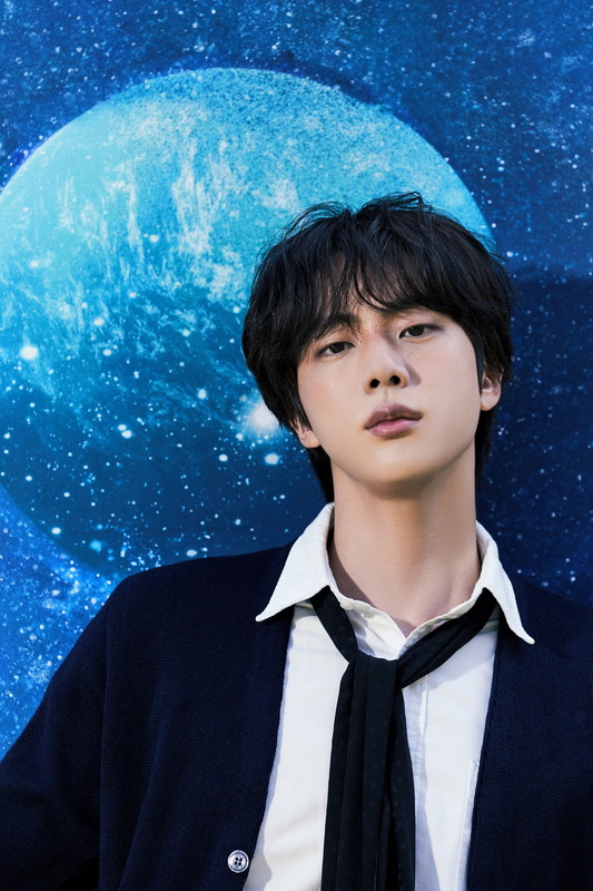 JIN「BTSのJIN、ARMYへの愛情を込めたソロシングル「The Astronaut」MV公開」1枚目/2