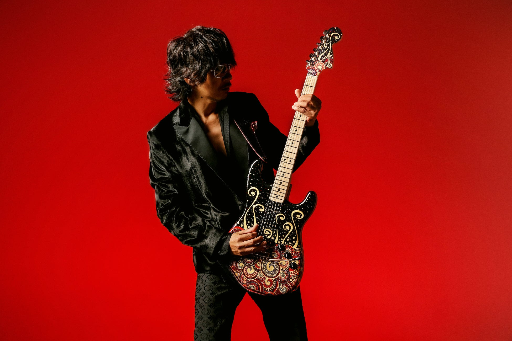 Ken（L'Arc～en～Ciel）、Fender Custom Shop製シグネイチャー 