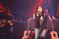 宇多田ヒカル「 ＨＩＫＡＲＵ　ＵＴＡＤＡ　ＬＩＶＥ　ＣＨＲＯＮＩＣＬＥＳ　ＵＮＰＬＵＧＧＥＤ　（２００１）」