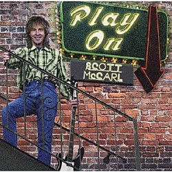 スティーヴ・マッカール「プレイ・オン」