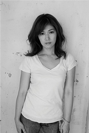 ＢＯＮＮＩＥ　ＰＩＮＫ「BONNIE PINK 日本人初 発売前のAL全曲無料試聴スタート」