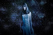 Aimer「Aimer 視聴1位のネットライブでアニメ『夏雪ランデブー』ED初披露」1枚目/5