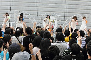 BiS「逆襲のBiS 禁じ手連発でアイドルの楽園に爪痕残す」