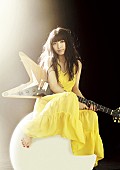 miwa「miwa 月9主題歌「ヒカリヘ」が各チャートを総なめ」1枚目/3