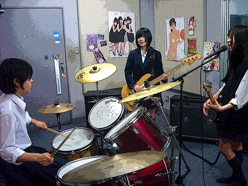 無名の女子高生バンド オールナイトニッポンr のパーソナリティーに Daily News Billboard Japan