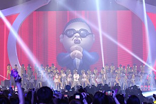 ＰＳＹ「Psy アジア最大の音楽アワード【2012 MAMA】にて4冠に輝く」