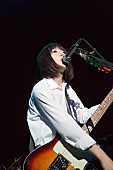 新山詩織「音楽に救われた女子高生“新山詩織”デビュー公演で人生歌う」1枚目/2