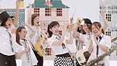 渡辺麻友「AKB48まゆゆ×オレスカ 新曲で共演「ドキドキしてしまいました」」1枚目/2