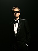 ＥＸＩＬＥ　ＡＴＳＵＳＨＩ「EXILE ATSUSHI 新曲「道しるべ」のMV公開、自身の母校で触れ合うシーンも」1枚目/4