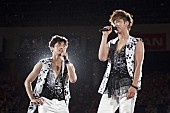 東方神起「東方神起 海外アーティスト初となる85万人を動員したジャパン・ツアーが閉幕」1枚目/7