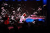 YOSHIKI「YOSHIKI 初の米ソロライブでX JAPAN名曲披露 TOSHIとの思い出語る」1枚目/4