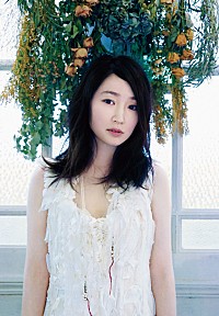 安藤裕子 あの月桂冠『つき』CM監督による新曲MV公開 | Daily News | Billboard JAPAN